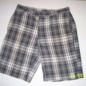 HotButtered Australia Board Shorts US 32